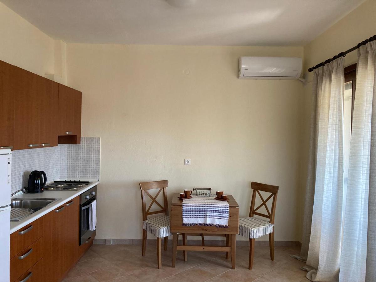 Nikiti Seaview Apartment Eksteriør billede